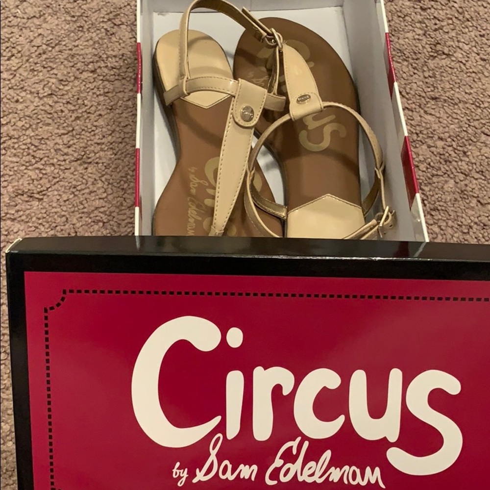 Nude thong sandals